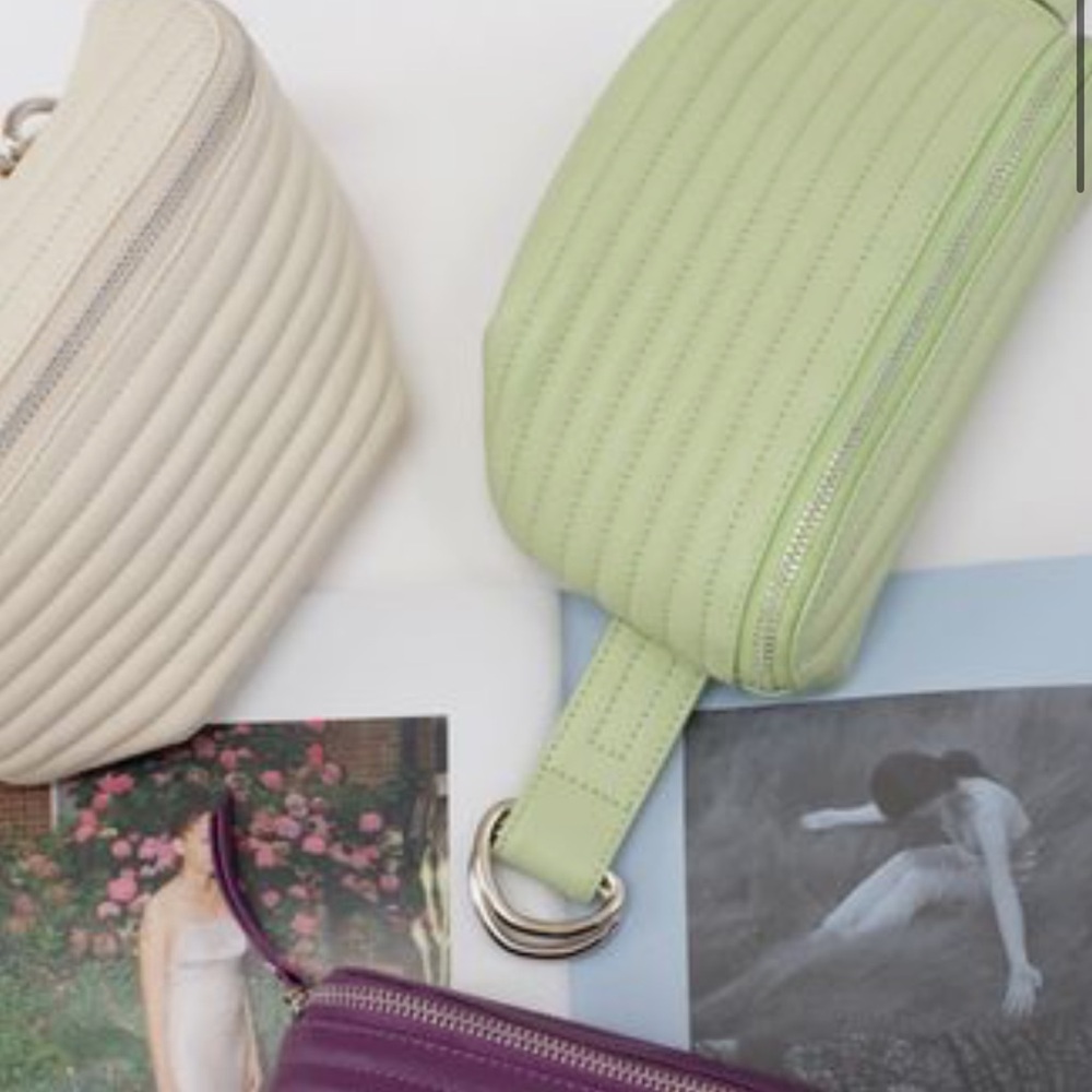 Beklina Ribbed Bag